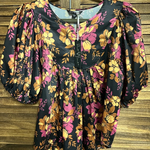 Velvet Heart SOLEIL GOLD FLORAL BLOUSE - Picture 2 of 5